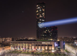 Wielkie serce na Sky Tower w podziękowaniu dla medyków!