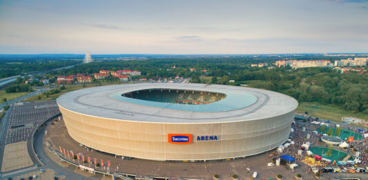 Manchester United zmierzy się z AC Milan we Wrocławiu?