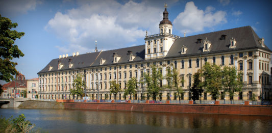 PILNE: Rektor Uniwersytetu Wrocławskiego odwołany decyzją ministra Czarnka