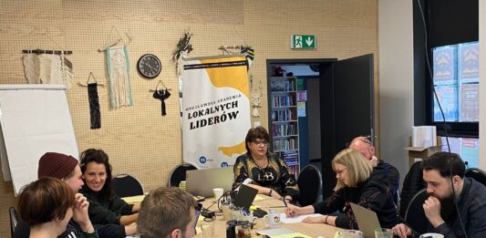 Ostatnia szansa dla dwóch osiedli na udział we Wrocławskiej Akademii Lokalnych Liderów! Są pieniądze do zgarnięcia na sąsiedzkie projekty