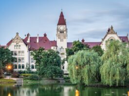 Wrocławski Hogwart? Park Stanisława Tołpy – perła pośród parków
