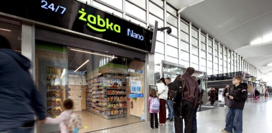 Pierwsza Żabka na lotnisku. Nano ruszyło we Wrocławiu