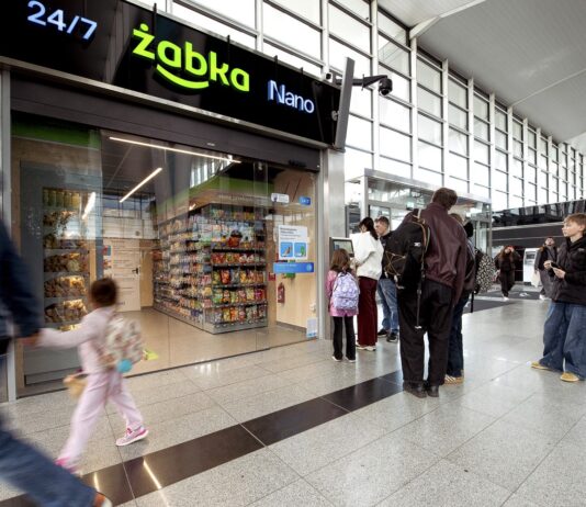 Pierwsza Żabka na lotnisku. Nano ruszyło we Wrocławiu