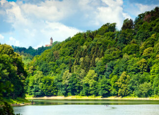 Gdzie wyskoczyć na majówkę? 5 pomysłów na wycieczki nieopodal Wrocławia