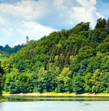 Gdzie wyskoczyć na majówkę? 5 pomysłów na wycieczki nieopodal Wrocławia