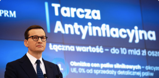 Rząd wprowadza tarczę antyinflacyjną – obniżka cen paliw, gazu i prądu