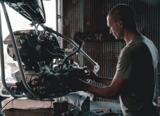 Mechanik samochodowy we Wrocławiu. Gdzie najlepiej oddać auto do naprawy?