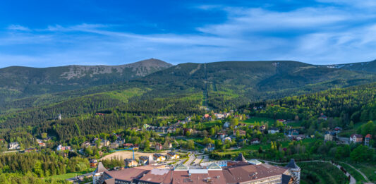 Majówka w Karpaczu? Tak! Oferta jak z bajki, dla duszy i ciała – tylko w Hotelu Gołębiewski