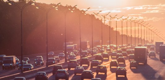 Kierowco zwolnij! Od 1 stycznia 2022 r. mandaty i kary grzywny wzrosły do nawet 30 tysięcy złotych!