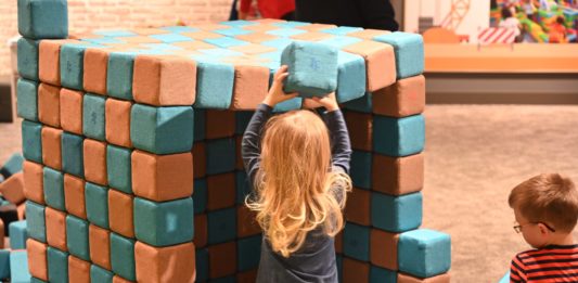 W Arkadach Wrocławskich otwarto pierwszą na Dolnym Śląsku Klockownię