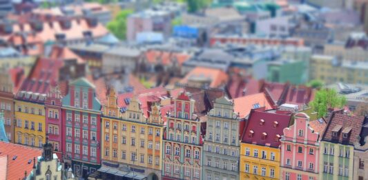 Tego chcą wrocławianie: więcej tramwajów, wyższe opłaty za parkowanie, strefy ograniczeń wjazdu samochodów do centrum