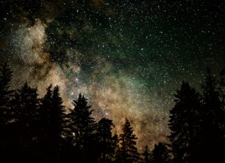 Park ciemnego nieba w Górach Izerskich — w Świeradowie-Zdroju zobaczysz najpiękniejszą noc