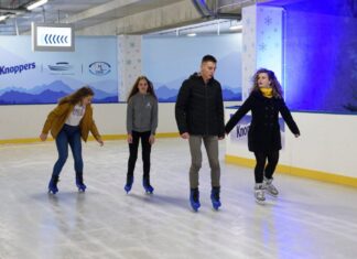 Otwarcie lodowiska we Wrocławiu na Tarczyński Arena. Bezpłatne lekcje jazdy na łyżwach