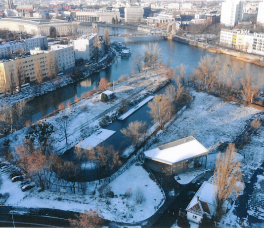 We Wrocławiu powstaje nowe miejsce spotkań nad wodą: Beach Bar Port Węglowy. W przyszłości będzie tu miejska marina!
