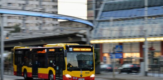 Szykują się zmiany w kursowaniu MPK przez rondo Reagana. Ważny węzeł przesiadkowy przejdzie modernizację