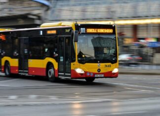 Święta Wielkanocne – jak pojadą autobusy i tramwaje we Wrocławiu
