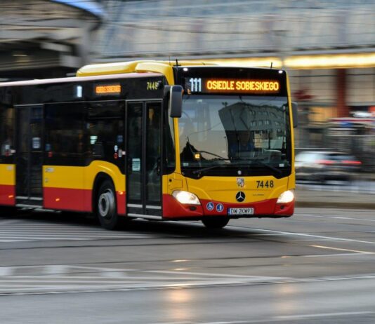 Święta Wielkanocne – jak pojadą autobusy i tramwaje we Wrocławiu