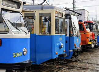 Wrocław: MPK oddało kultowy tramwaj i żuraw