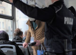 Obowiązek maseczkowy: MPK apeluje do policji