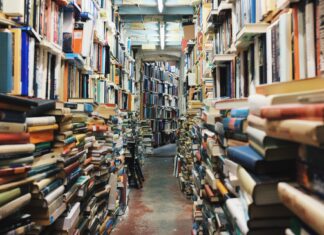 Dzień z książkami w CH Korona