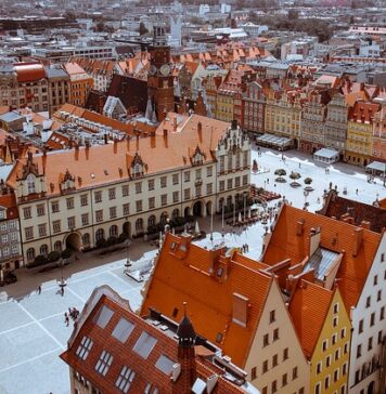 Organizacja eventów firmowych we Wrocławiu – jak wybrać agencję eventową?