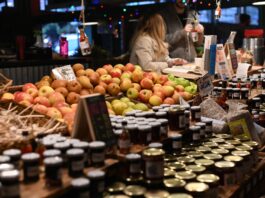 Lokalne targowiska — tu zrobisz klimatyczne zakupy we Wrocławiu