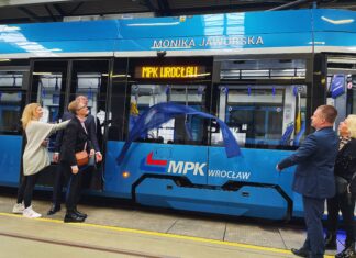 Wybitna dziennikarka Radia RAM Monika Jaworska patronką wrocławskiego tramwaju