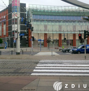 Na rondzie Reagana otwarto trzy nowe przejścia dla pieszych