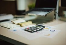 Spółka LTD w Wielkiej Brytanii a podatki w Polsce: Kiedy przedsiębiorca z Wrocławia musi rozliczać działalność nad Wisłą?