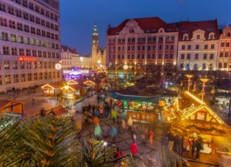 Sylwester na Rynku we Wrocławiu? Imprezy nie będzie, ale Jarmark Bożonarodzeniowy czynny do rana