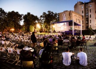 Rusza bezpłatne kino plenerowe na Placu Wolności. Filmowy LUXus dla każdego!