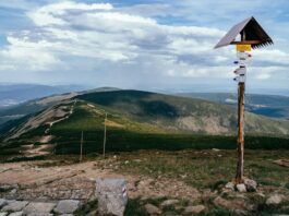 Nie tylko Śnieżka – pięć miejsc w Karkonoszach, które musisz poznać tej wiosny