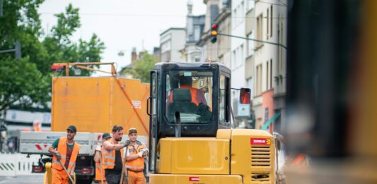 Duży remont jednej z głównych ulic Wrocławia. Drogowcy będą pracować nocami