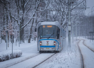 Atak zimy we Wrocławiu już w tym tygodniu! MPK Wrocław ma plan na śnieżny armagedon