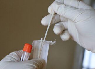 Wrocław: Darmowe testy na COVID w aptece? Tylko w jednym miejscu w całym mieście