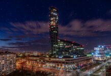 Wrocław: Hotel Radisson otwarty zostanie w Sky Tower! Na zdjęciu Sky Tower