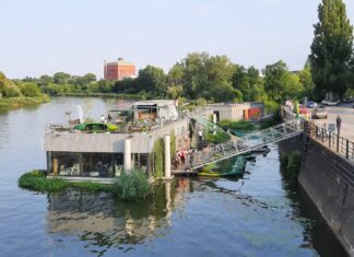 Wrocławski dom na wodzie był pierwszy w Polsce. Alternatywne rozwiązanie w nieruchomościach