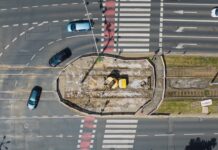 Połowa wakacji i półmetek inwestycji drogowych we Wrocławiu