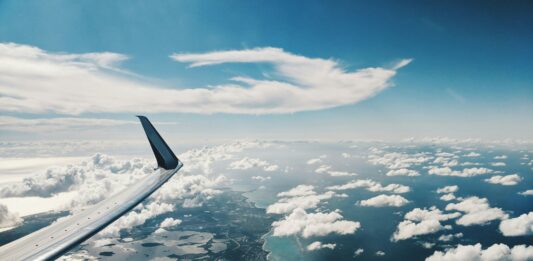 Tanie loty z Wrocławia w marcu 2024: 5 kierunków do 300 zł w obie strony