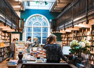 7 nietypowych księgarni we Wrocławiu, które mogą Was mile zaskoczyć!