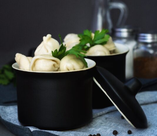 5 miejsc we Wrocławiu, gdzie zjesz pyszne dania kuchni ukraińskiej 5 miejsc, gdzie zjesz dania kuchni ukraińskiej