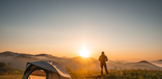 8 najpiękniejszych miejsc na kemping i glamping na Dolnym Śląsku!