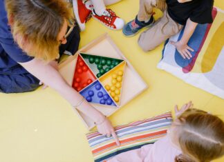 Sierpniowe zajęcia dla dzieci w Domu Notre Dame. Sprawdź cykl spotkań dla najmłodszych Na zdjęciu zajęcia dla dzieci /Pexels