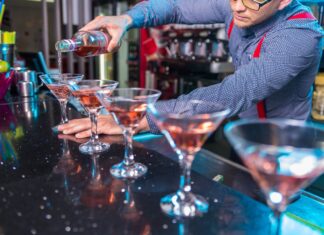 Wrocławska gastronomia będzie zwolniona z opłaty koncesyjnej? Radni będą głosować