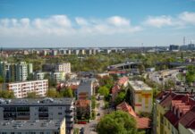 Wrocław buduje coraz wyżej. Dlaczego nowych wysokich bloków jest tu tak dużo?