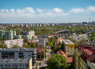 Wrocław buduje coraz wyżej. Dlaczego nowych wysokich bloków jest tu tak dużo?