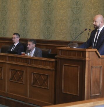 Radni Miejscy głosowali dziś w sprawie wotum zaufania dla Jacka Sutryka. Zaważył jeden głos!