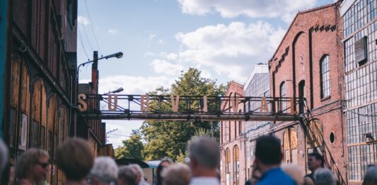 Osiedle Brochów odwiedzi jeden z najciekawszych festiwali sztuki współczesnej w Polsce