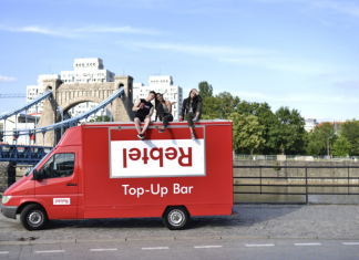 Abonament komórkowy za darmo. Czy REBTEL opanuje Wrocław?