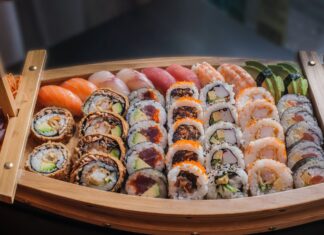 Gdzie zjeść we Wrocławiu dobre sushi? 6 miejsc, które polecamy